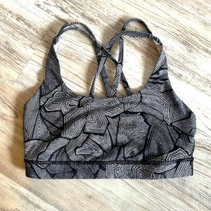 Lululemon Black and White Sports Bra size 6
